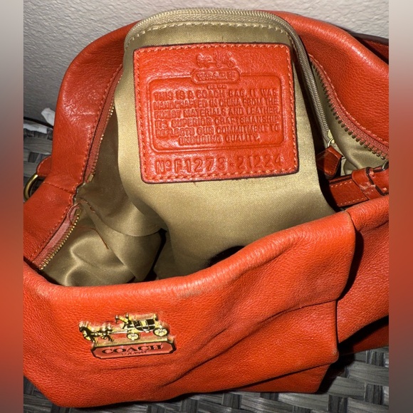 Coach Madison Isabelle Leather Hobo Shoulder Bag in Orange F17275 - Picture 3 of 16